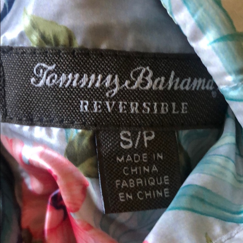 Tommy Bahama reversible down vest - Picture 5 of 6